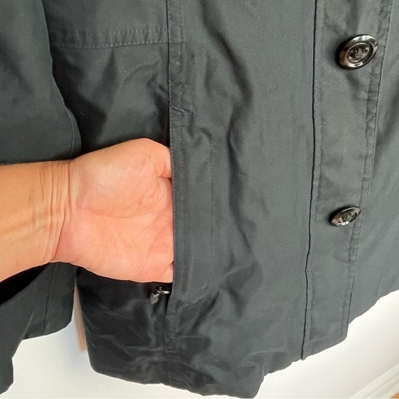 Marmot | Women‘s Water Resistant Spring Fall Jacket  Size Medium - Picture 5 of 10